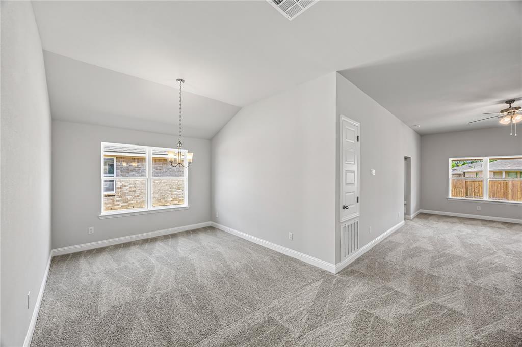 20078 Swinley Forest Drive, Cleveland, Texas image 6