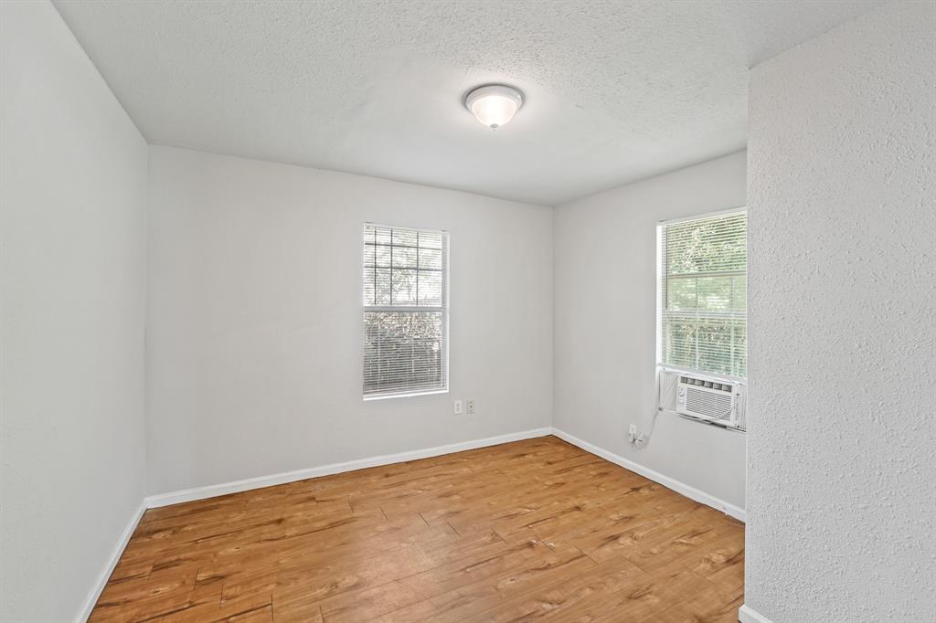 6210 Bundick Drive, Houston, Texas image 11