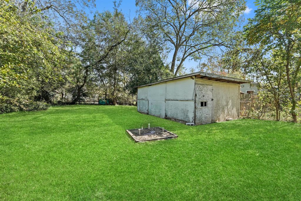 6210 Bundick Drive, Houston, Texas image 15