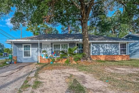 Photo of 10434 Envoy Street, Houston, TX 77016 (MLS # 43778997)
