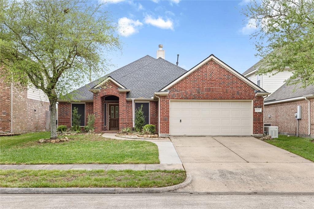 2122 Longwood Drive, Deer Park, Texas image 1