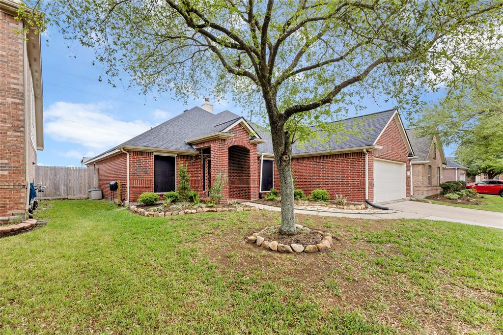 2122 Longwood Drive, Deer Park, Texas image 3