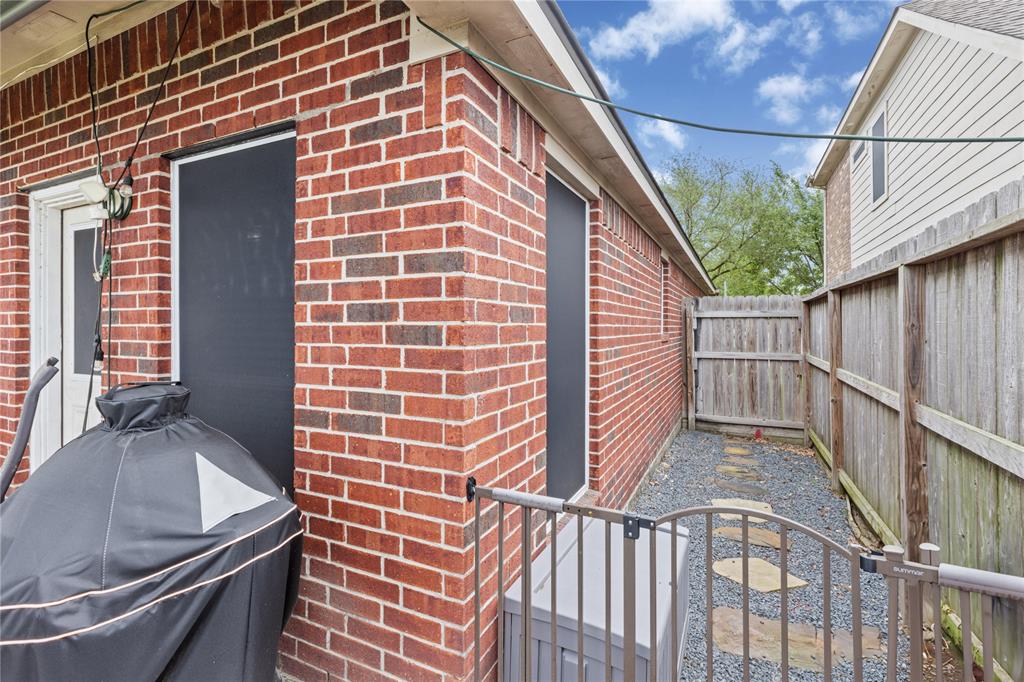 2122 Longwood Drive, Deer Park, Texas image 35