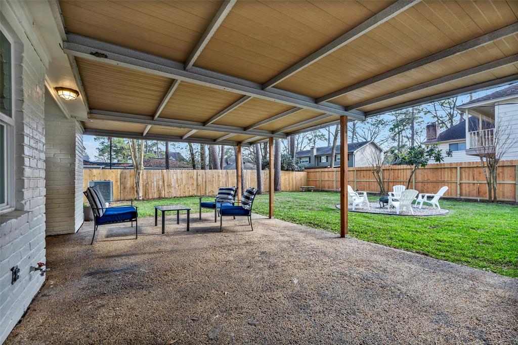 17207 Hill View Lane, Spring, Texas image 32