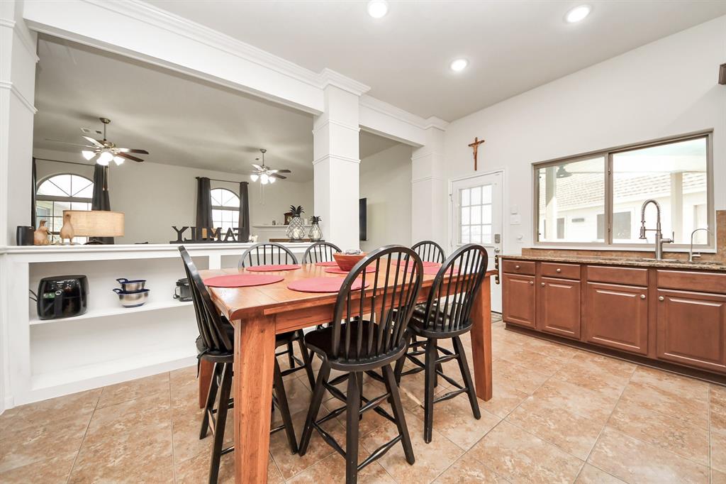 6514 Bastrop Trail, Manvel, Texas image 10
