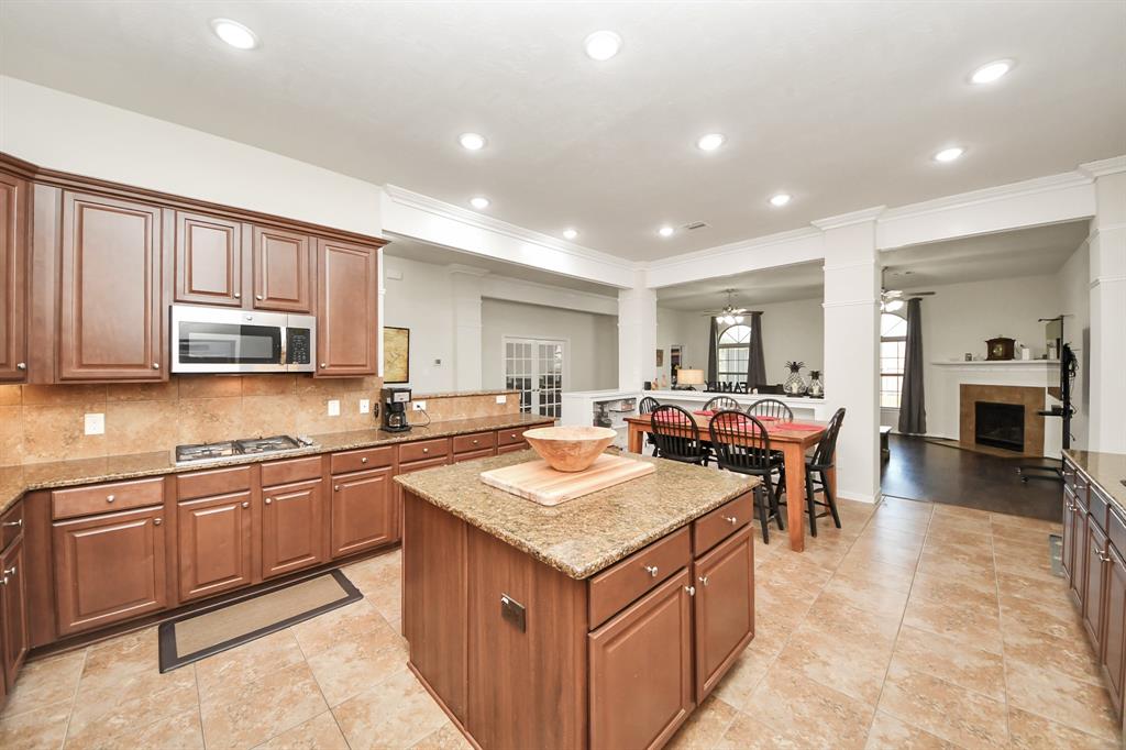 6514 Bastrop Trail, Manvel, Texas image 11