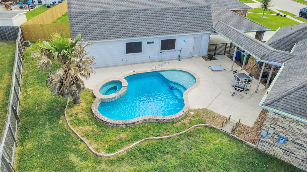 6514 Bastrop Trail, Manvel, Texas image 4