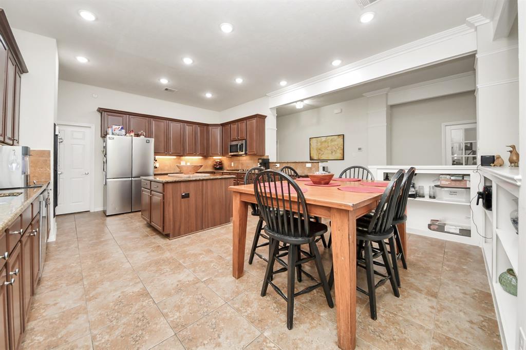 6514 Bastrop Trail, Manvel, Texas image 12