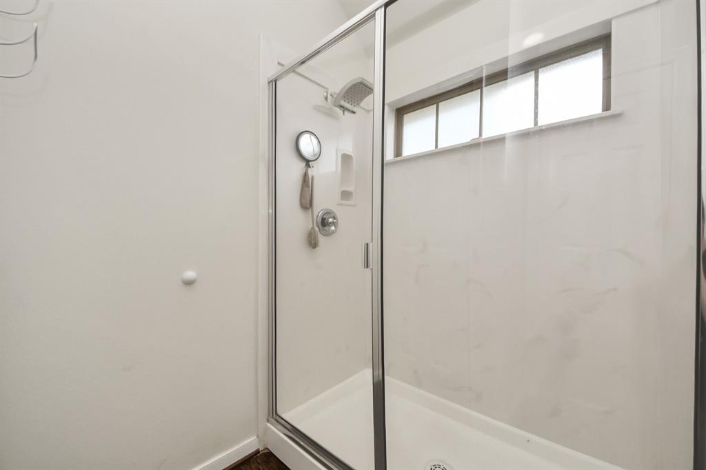 6514 Bastrop Trail, Manvel, Texas image 30