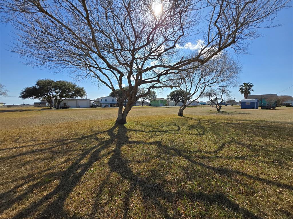 937 Bayview Drive, Palacios, Texas image 9