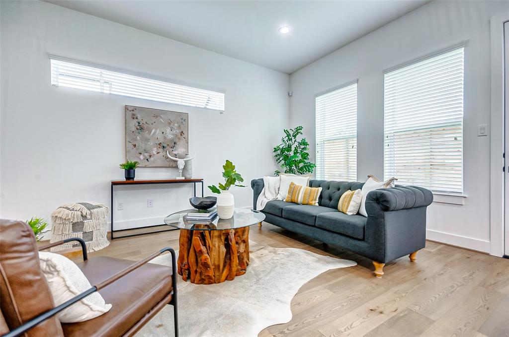 7710 Sky Dweller Drive, Houston, Texas image 15