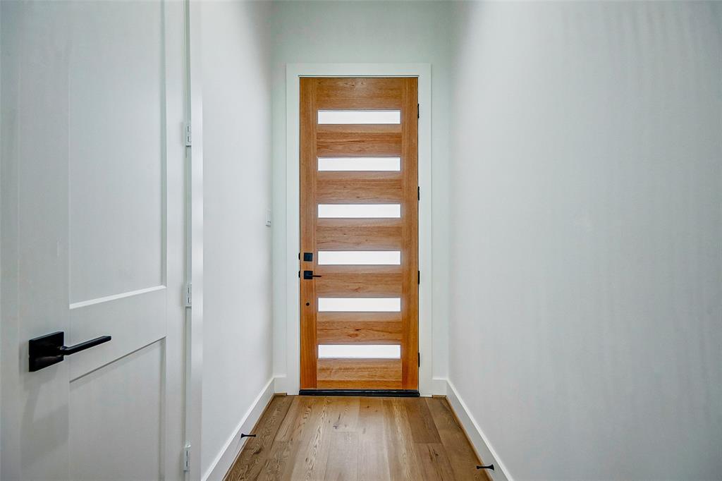 7710 Sky Dweller Drive, Houston, Texas image 7