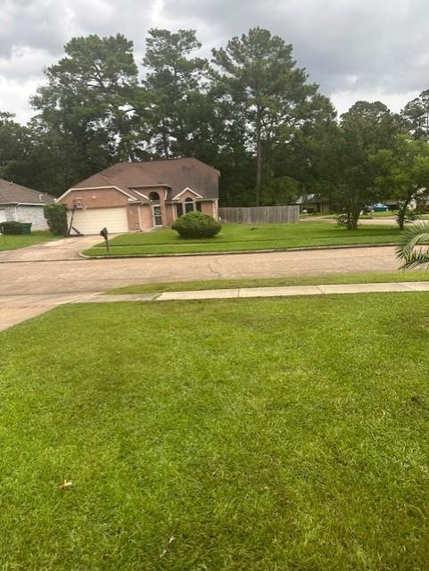 201 Bedford Ln, Conroe, Texas image 9