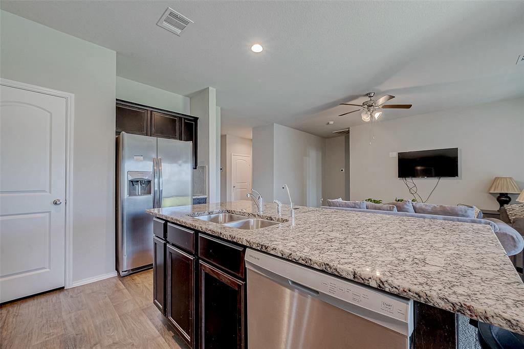 15314 Stulan Burn Drive, Humble, Texas image 11