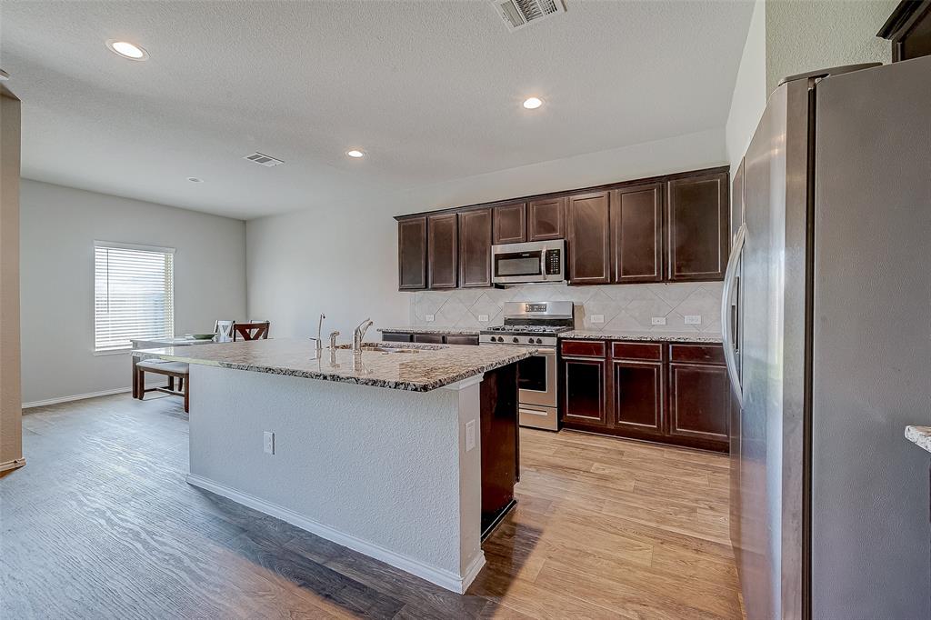 15314 Stulan Burn Drive, Humble, Texas image 9
