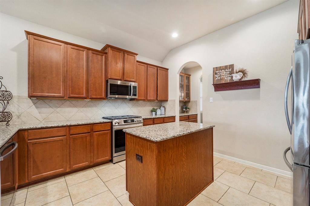 12019 Eagle Ridge Drive, Dayton, Texas image 11