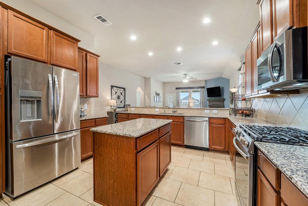 12019 Eagle Ridge Drive, Dayton, Texas image 13