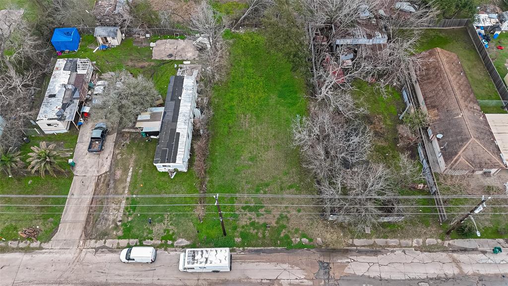 208 W Pitts Avenue, Pasadena, Texas image 8