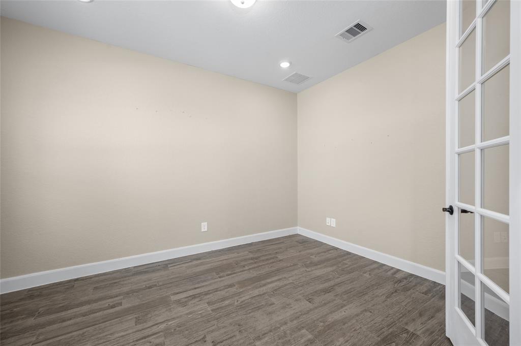 14014 Phelps Drive, Mont Belvieu, Texas image 6