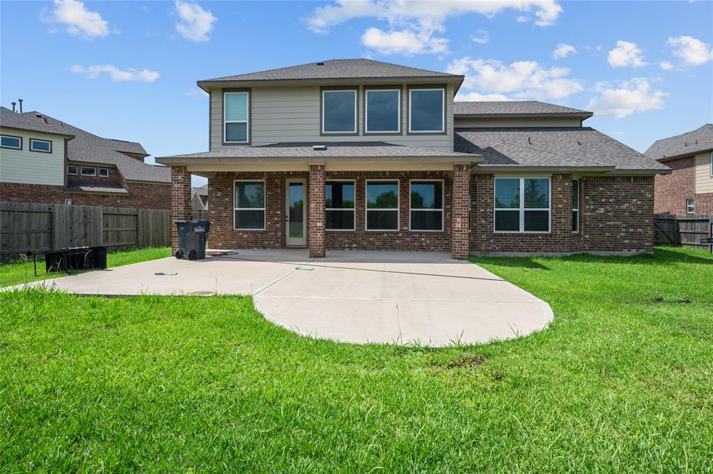 14014 Phelps Drive, Mont Belvieu, Texas image 38