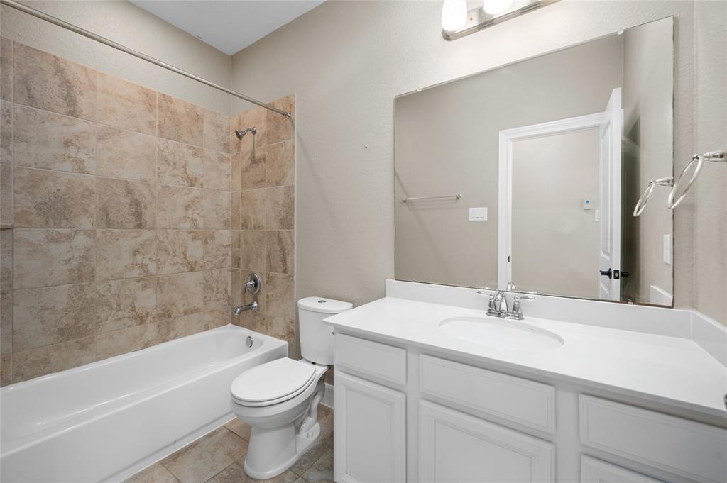 14014 Phelps Drive, Mont Belvieu, Texas image 29
