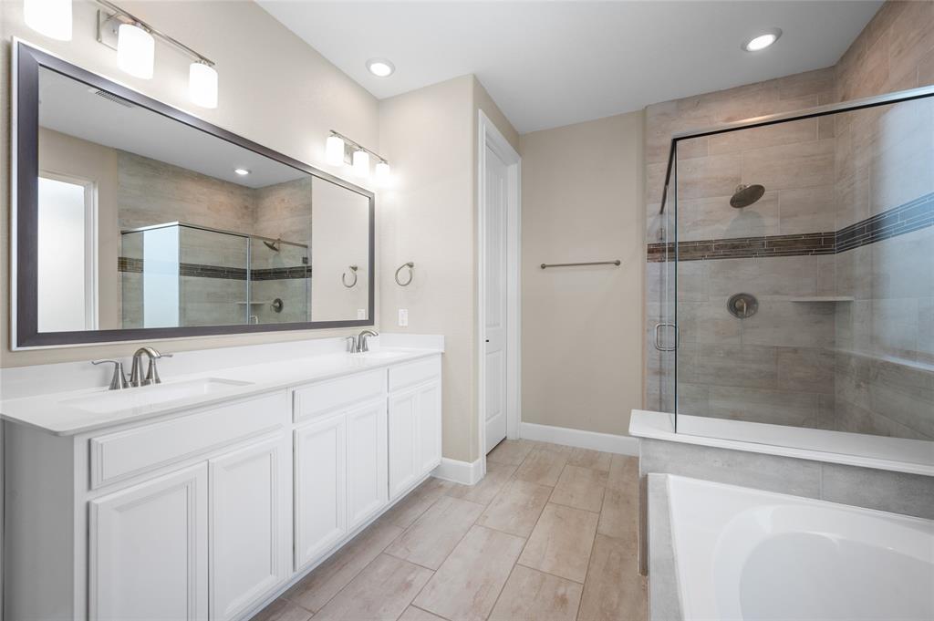 14014 Phelps Drive, Mont Belvieu, Texas image 21