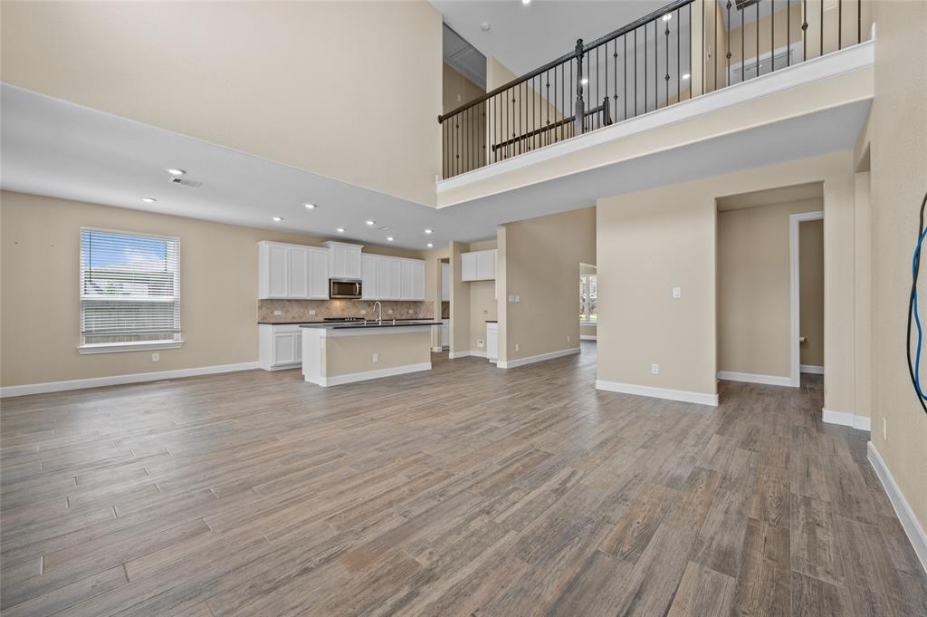 14014 Phelps Drive, Mont Belvieu, Texas image 11