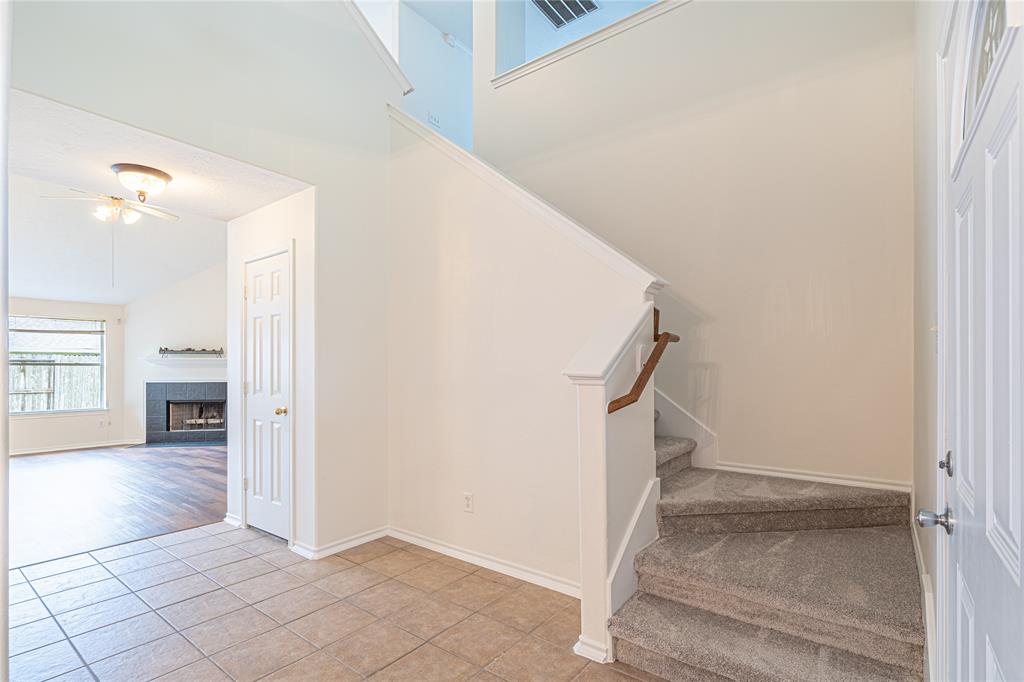 5107 S Blanco Drive, Pearland, Texas image 9
