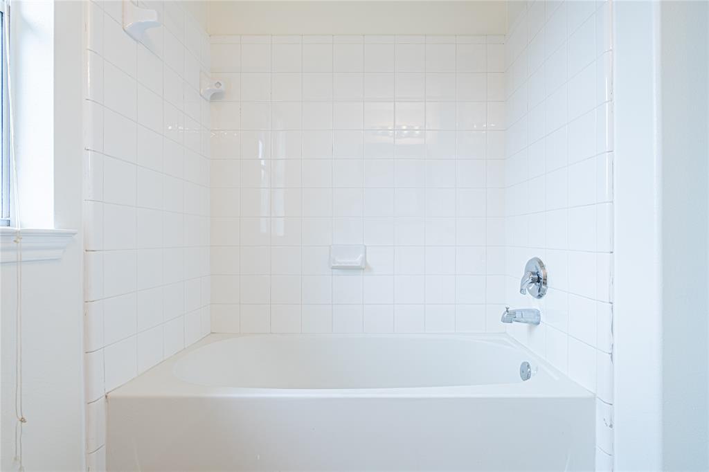 5107 S Blanco Drive, Pearland, Texas image 29
