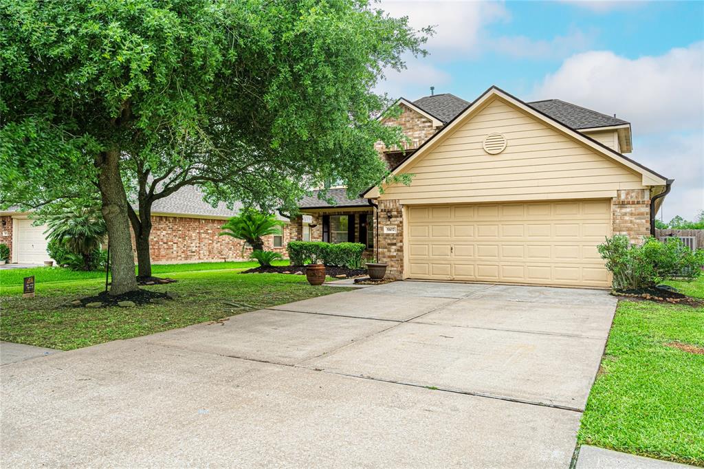 5107 S Blanco Drive, Pearland, Texas image 1