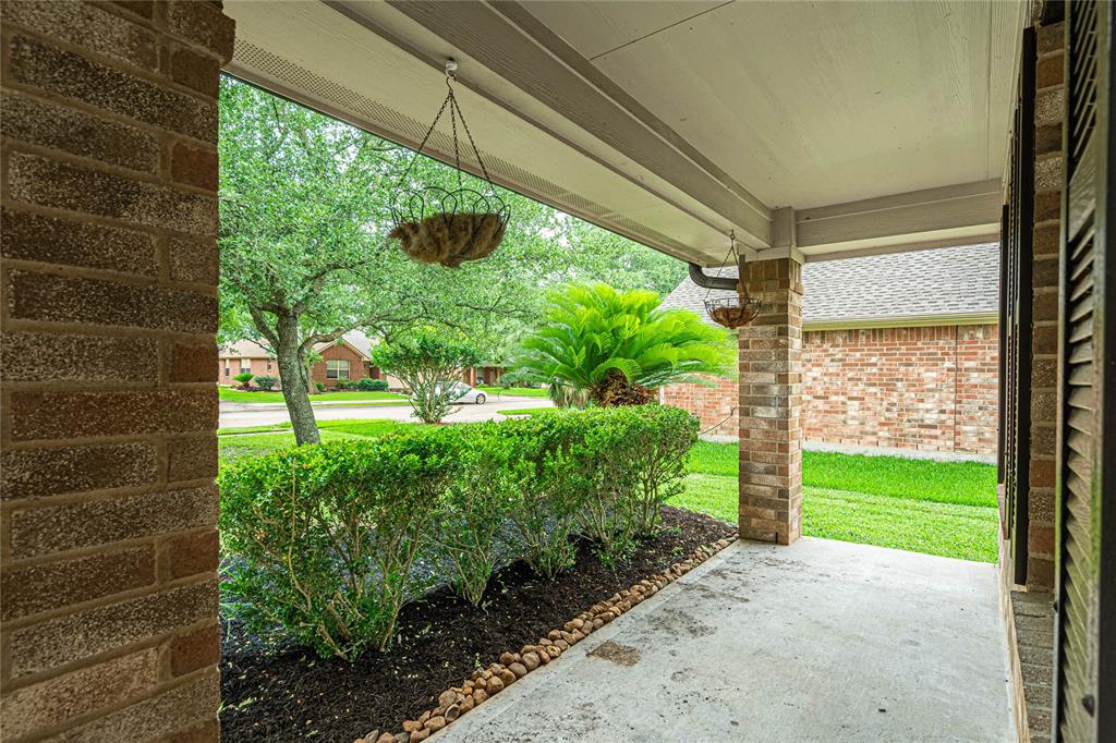 5107 S Blanco Drive, Pearland, Texas image 6