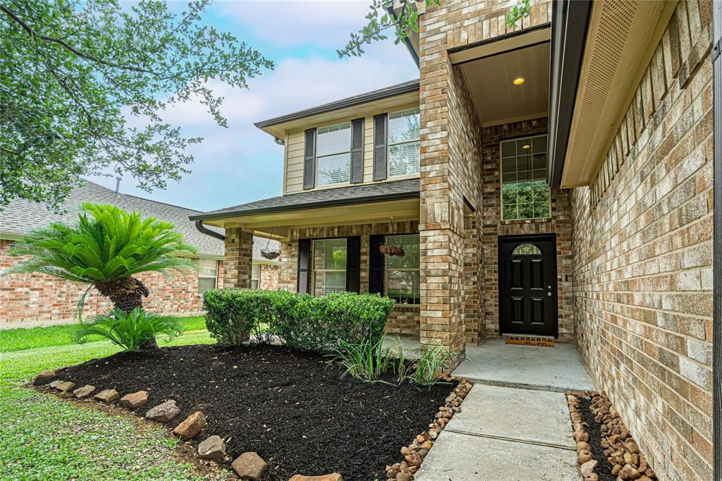 5107 S Blanco Drive, Pearland, Texas image 2