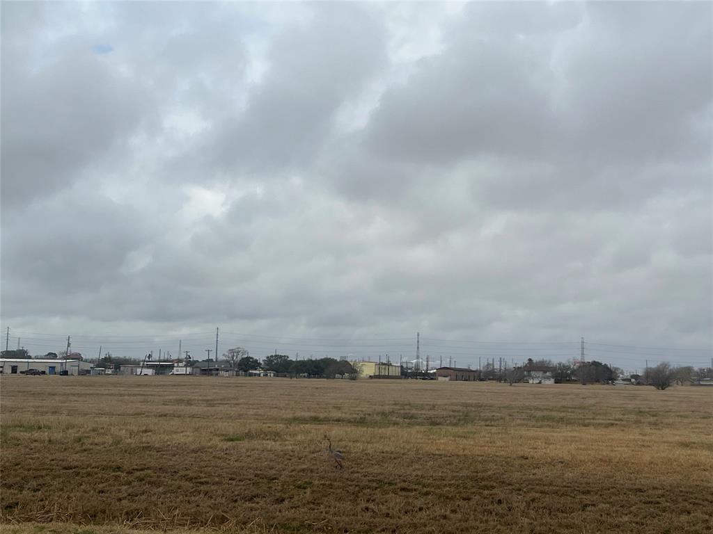 #L S Avenue, Freeport, Texas image 7