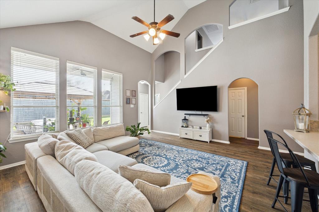 2917 Linden Hill Lane, Dickinson, Texas image 8