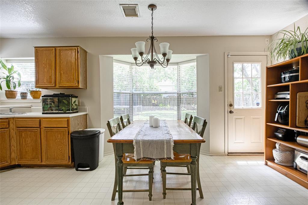 16823 Scenic Gardens Drive, Spring, Texas image 14