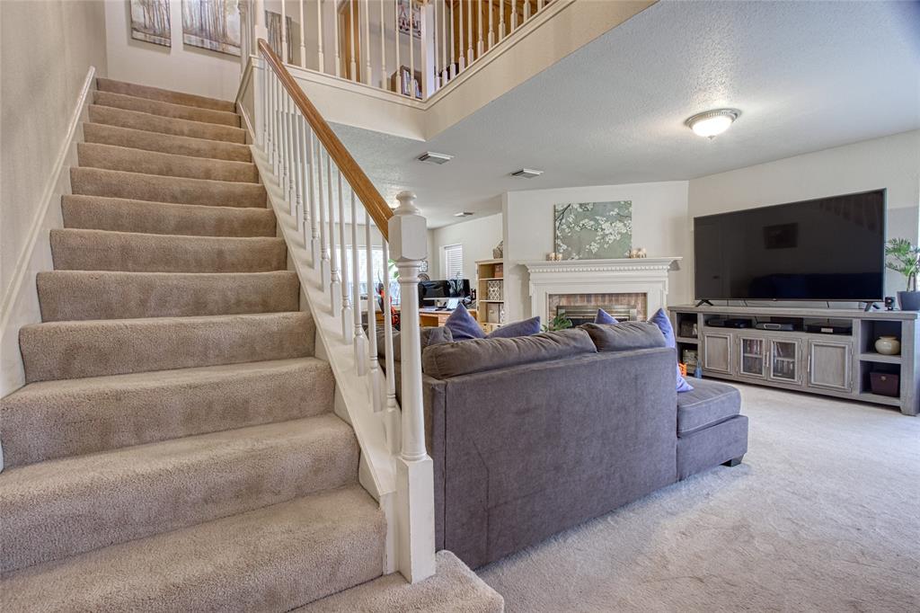 16823 Scenic Gardens Drive, Spring, Texas image 9