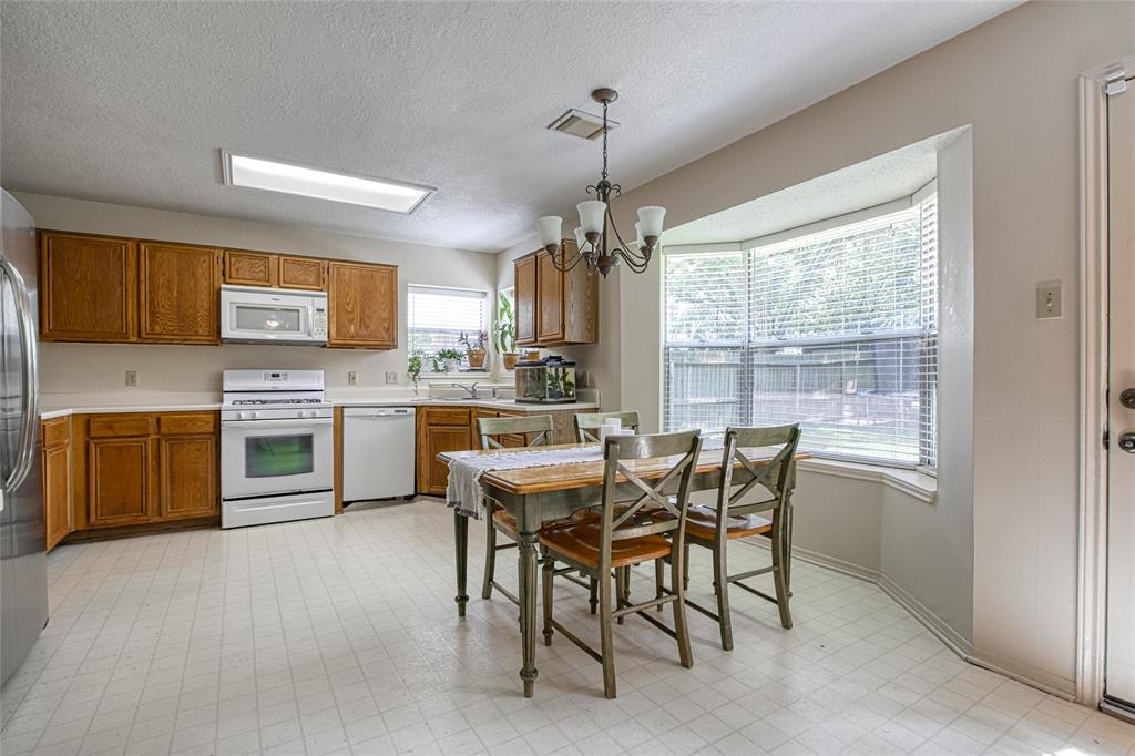 16823 Scenic Gardens Drive, Spring, Texas image 15