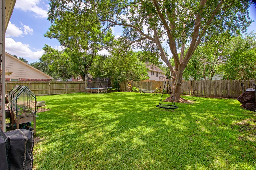 16823 Scenic Gardens Drive, Spring, Texas image 26