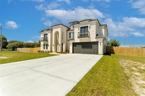 1714 Mackey Drive Dickinson TX 77539