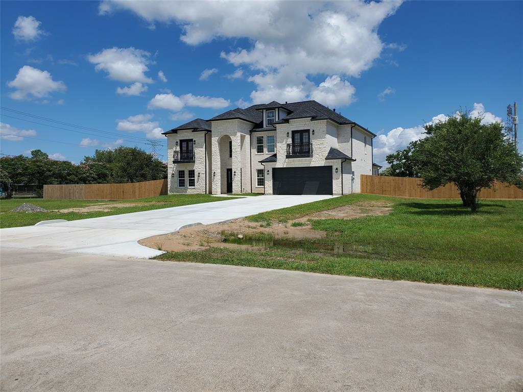 View Dickinson, TX 77539 house