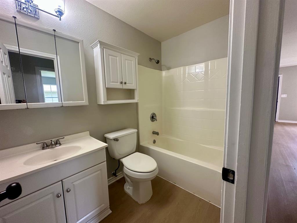 1903 Tierra Del Sol Street, Kilgore, Texas image 14