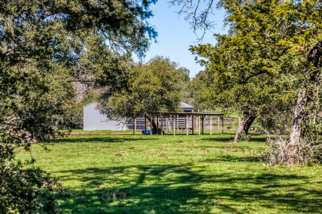 444 N Nassau Road, Round Top, Texas image 2