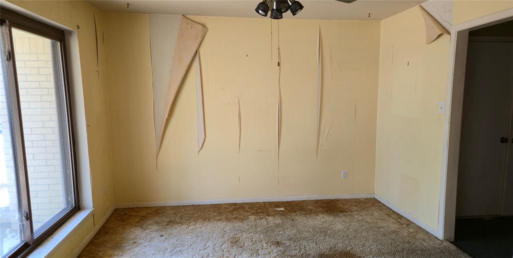 8 Dogwood Lane, Huntsville, Texas image 5