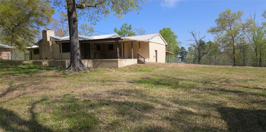 8 Dogwood Lane, Huntsville, Texas image 4