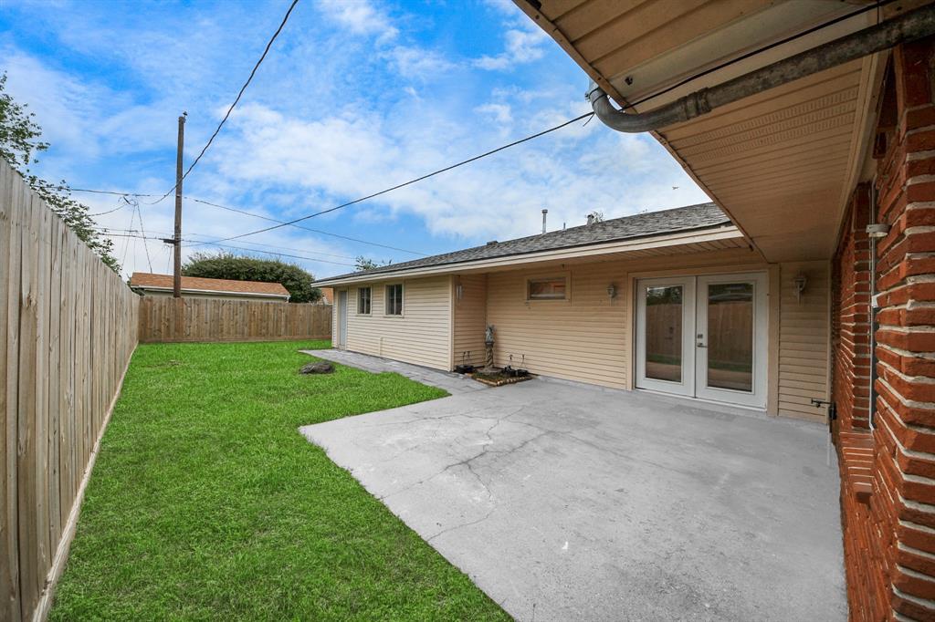 3111 Tanglebriar Drive, Pasadena, Texas image 5