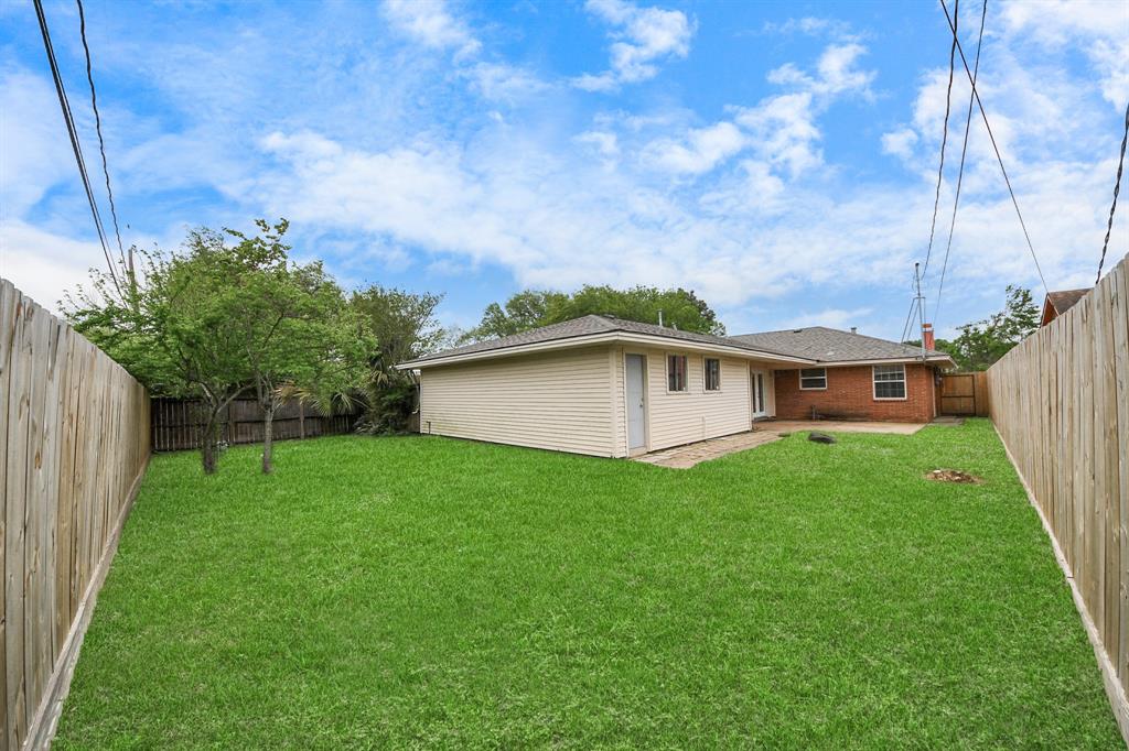 3111 Tanglebriar Drive, Pasadena, Texas image 9