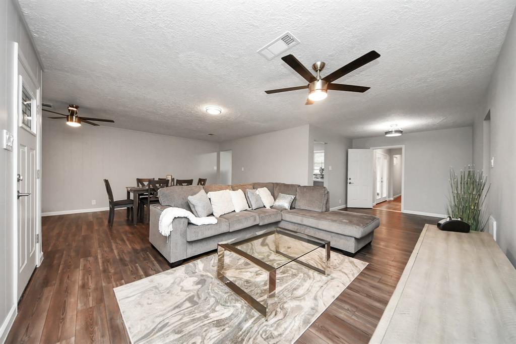 3111 Tanglebriar Drive, Pasadena, Texas image 25