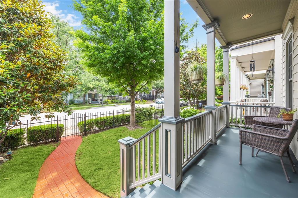 419 Cortlandt Street, Houston, Texas image 3