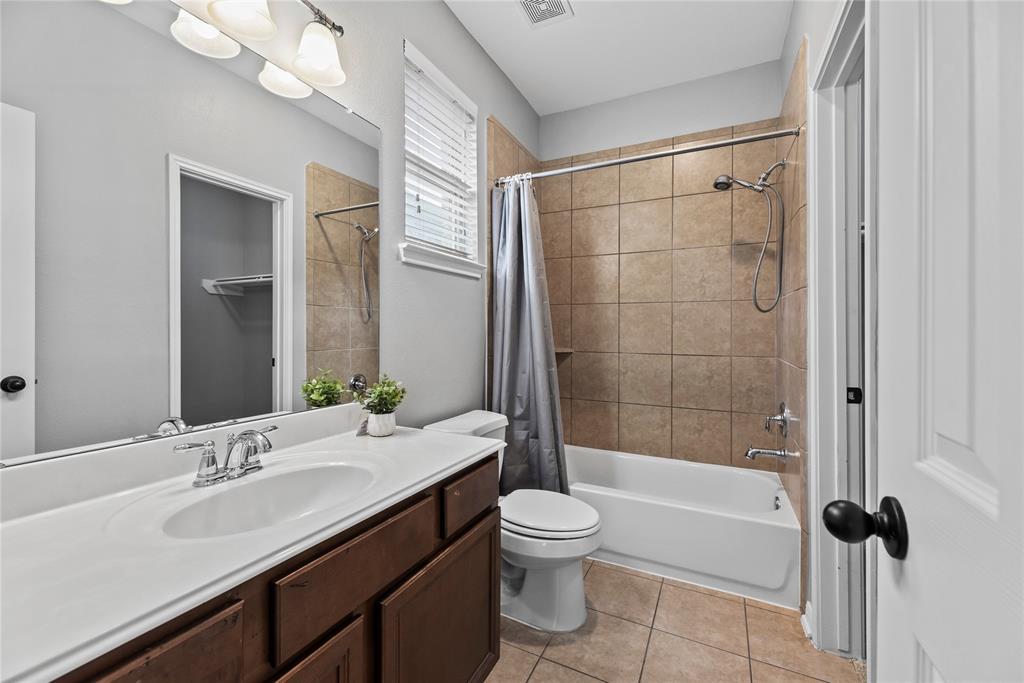 10506 Star Thistle Court, Cypress, Texas image 26