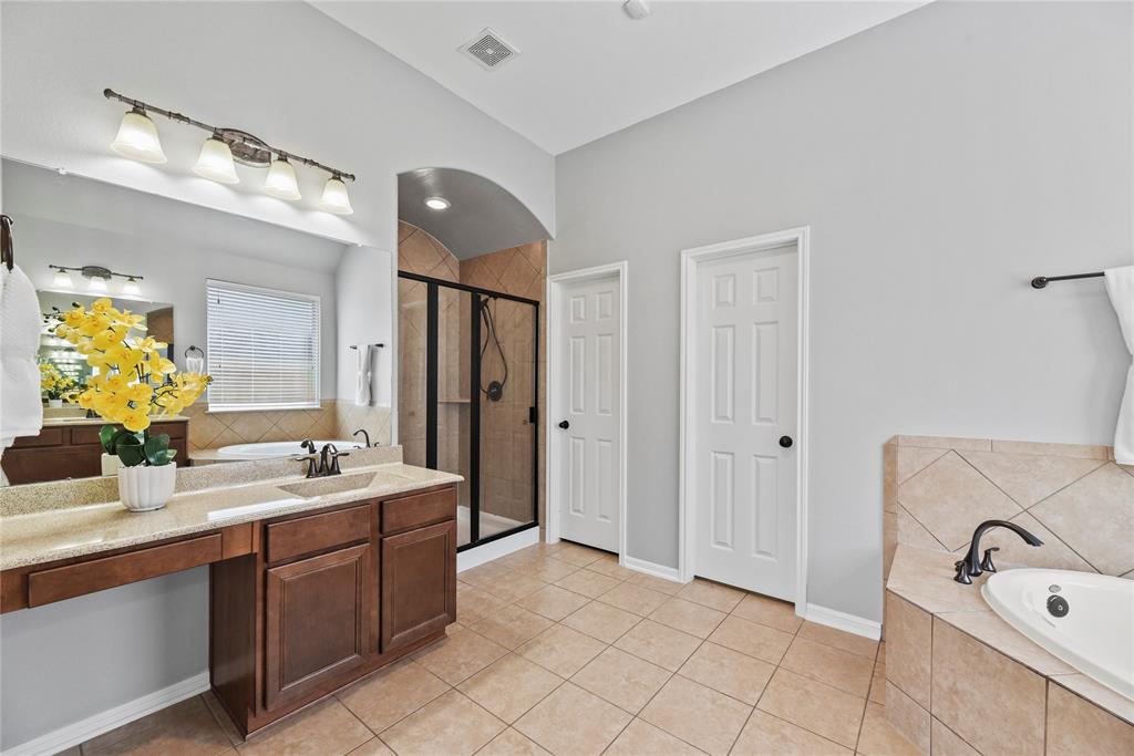 10506 Star Thistle Court, Cypress, Texas image 18